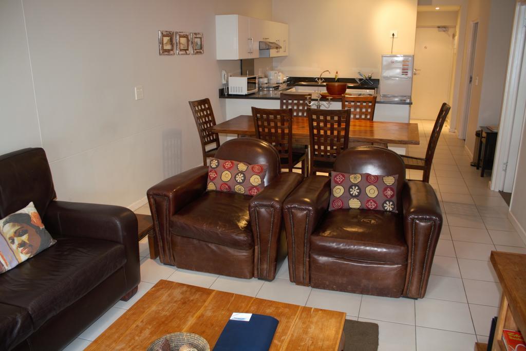 מויזנברג Surferscorner Self Catering Apartments מראה חיצוני תמונה